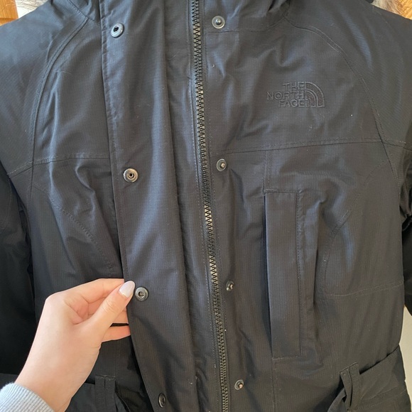 The north face down parka black - Picture 5 of 8